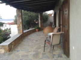 Κατηγιώργης Ξενώνας Ρεγγίνα, hotel v destinaci Agios Georgios