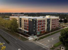 Home2 Suites By Hilton Portland Hillsboro, hotel s jacuzzi v destinaci Hillsboro