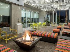 Home2 Suites By Hilton Jacksonville Airport, hotel perto de Aeroporto Internacional de Jacksonville - JAX, 