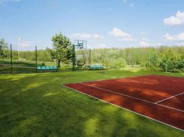 Forest springs. Family vacation tennis beach sauna, alojamento na praia em GratiÅ¡kÄ—s