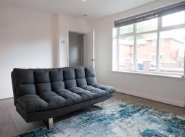 JOIVY Charming 3-bed house in Walsall, hotel i Bescot