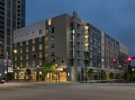 Embassy Suites by Hilton Atlanta Midtown – hotel w dzielnicy Midtown Atlanta w Atlancie