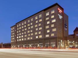 Hampton Inn Indianapolis Downtown IUPUI，印第安納波利斯印第安納大學附設醫院附近的飯店