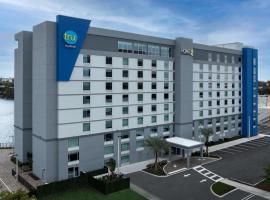 Home2 Suites By Hilton Miami Airport South Blue Lagoon, khách sạn ở Miami