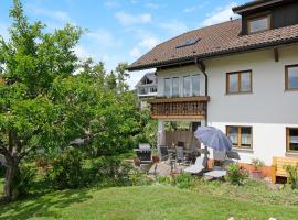 Ferienwohnung Blasi mit Alpensicht, hotel in Ibach