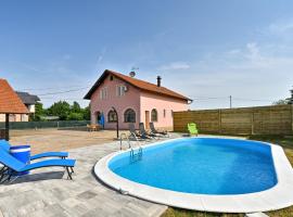 Pet Friendly Home In Turnisce With Jacuzzi, vacation home in Turnišće