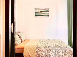 Chambre privée, hotel v destinaci Roubaix