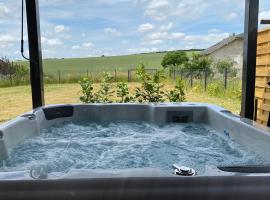 Eifelvilla zur Kirsche - Wellness und Spa, holiday rental in Burbach