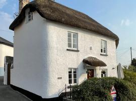 Tubs Cottage, hotel cerca de Hipódromo de Newton Abbot, Kingsteignton