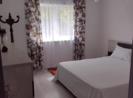Apartment Rezidence, cheap hotel in Suceava