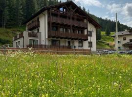 Chalet La Pineta, hotel Vallalpe - Sobretta Quad Ski Lift környékén Santa Caterina Valfurvában