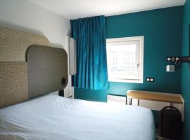 B&B HOTEL Calais Terminal Cité Europe 2 étoiles, ξενοδοχείο σε Coquelles