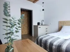 RIVER HOUSE