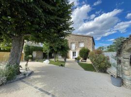 Petite'Escale, hotel v destinaci Charmes-sur-Rhône