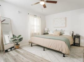 Tranquil Luxury: Modern Comfort!, leilighet i Lynchburg