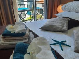 Sea star, &xi;&epsilon;&nu;&omicron;&delta;&omicron;&chi;&epsilon;ί&omicron; &sigma;&epsilon; Ba&scaron;ka Voda