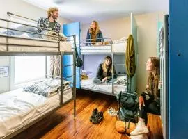 Samesun Ocean Beach Hotel & Hostel