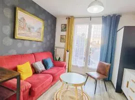 Comfortable house 45m2, 20 min to Paris with BBQ and shared private garden