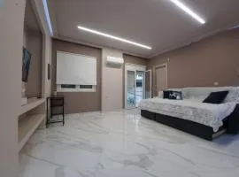 CENTRAL