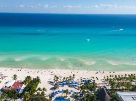 The Reef Playacar Beach Resort & Spa-Optional All Inclusive, hotel em Playa del Carmen