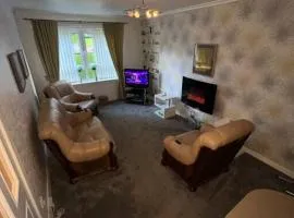 1 bed apartment in secure and convenient location