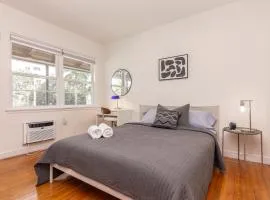 Fort Lauderdale Studio - 5 minutes walking to Las Olas Beach