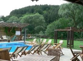 Къмпинг за Каравани и Кемпери Барите - Caravan Pitch Park Barite, hotell i Varna by