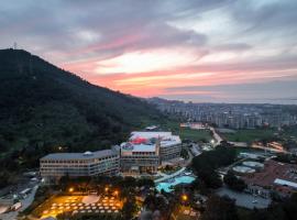 Kaya Izmir Thermal & Convention, hotel u blizini znamenitosti 'Izmir Olympic Village' u Izmiru