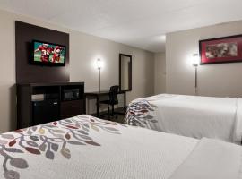 Red Roof Inn Hartford- New Britain, PWD-friendly hotel sa New Britain