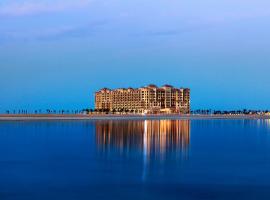 Marjan Island Resort & Spa Managed By Accor, hotel di Ras al Khaimah