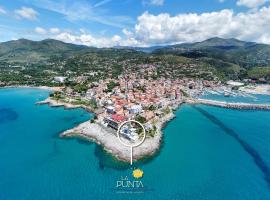 Residence La Punta, Ferienwohnung mit Hotelservice in Marina di Camerota
