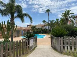 BRISA DE ZAHARA - Casa para familia con piscina y garaje en Urb. privada