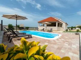 Villa Zrilic ZadarVillas