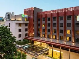 Holiday Inn Express Bangkok Sathorn by IHG