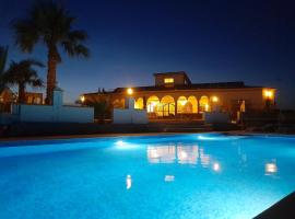 Chalet Bella Vista, chal&eacute; alpino em Lora del R&iacute;o