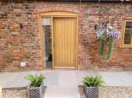 The Grange Cottage 2, cottage in Grimsby