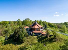 Hunting Lodge - Happy Rentals, villa in Ribnjačka