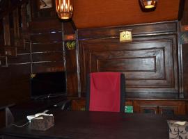 Brown Wood Residence, hotel v destinaci Kalmunaikudiyiruppu