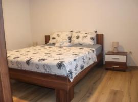 Apartman Matea, hotel with parking in Topići