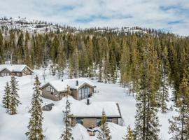 Private Room in Beautiful Mountain Home w/ Sauna, хотел в Бейтостолен