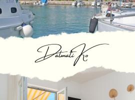 Apartment and Rooms Dalmatiko, bed and breakfast a Vodice