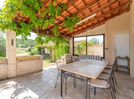 Maison Avec Vue Sur Le Ventoux, lodging in Faucon