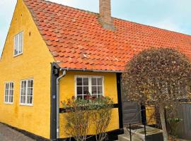 Holiday home Svaneke LVI, pet-friendly hotel in Svaneke