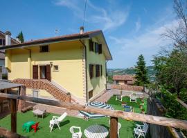 Amazing Home In Poggio Torriana With 3 Bedrooms And Wifi, vilă din Torriana