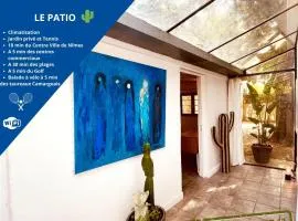 Le patio, jardin privatif, tennis