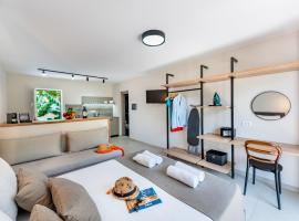 Sokrates Studios, serviced apartment in Afantou