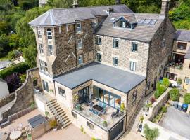 Swallow View, A Spacious Base with stunning views, apartment in Matlock