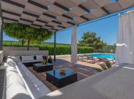 Gorgeous Home In Dubrava Kod Sibenika, hotel in Dubrava