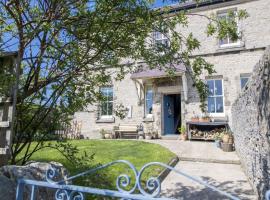 8 Quarry Hills, hotel with parking in Leyburn