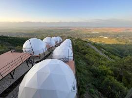 Signagi Glamping, готель у місті Сігнагі